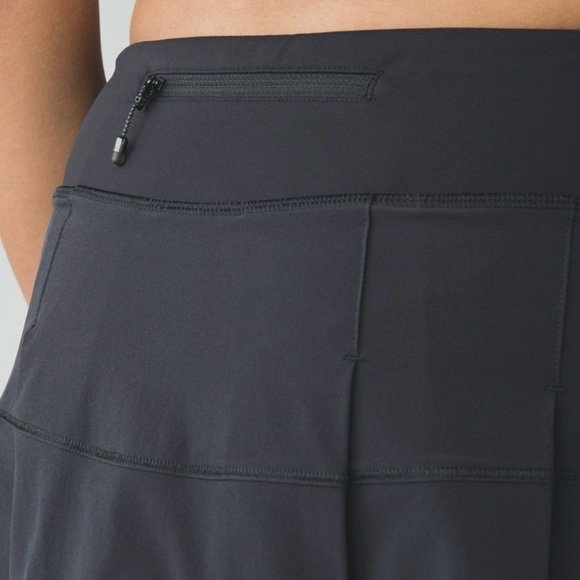 Lululemon Pace Rival Skirt Golf Tennis Pickleball 13”Black Sz4 Rare Release 2015 - Picture 8 of 11